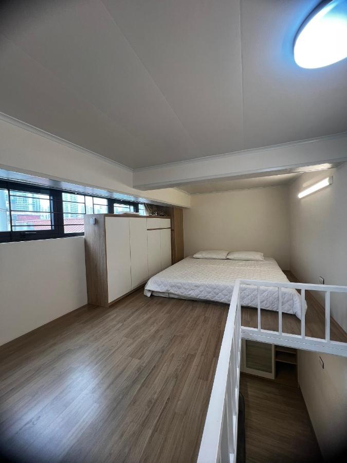 Era Apartment Nguyen Trai Hanoi Exteriör bild